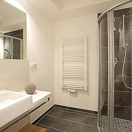 Haus Kristall Inkl Der Super Sommer Card Im Sommer 2025 Серфаус