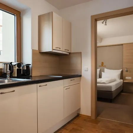 公寓 Haus Kristall Inkl Der Super Sommer Card Im Sommer 2026 瑟弗浩斯