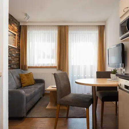 Haus Kristall Inkl Der Super Sommer Card Im Sommer 2026 * Serfaus